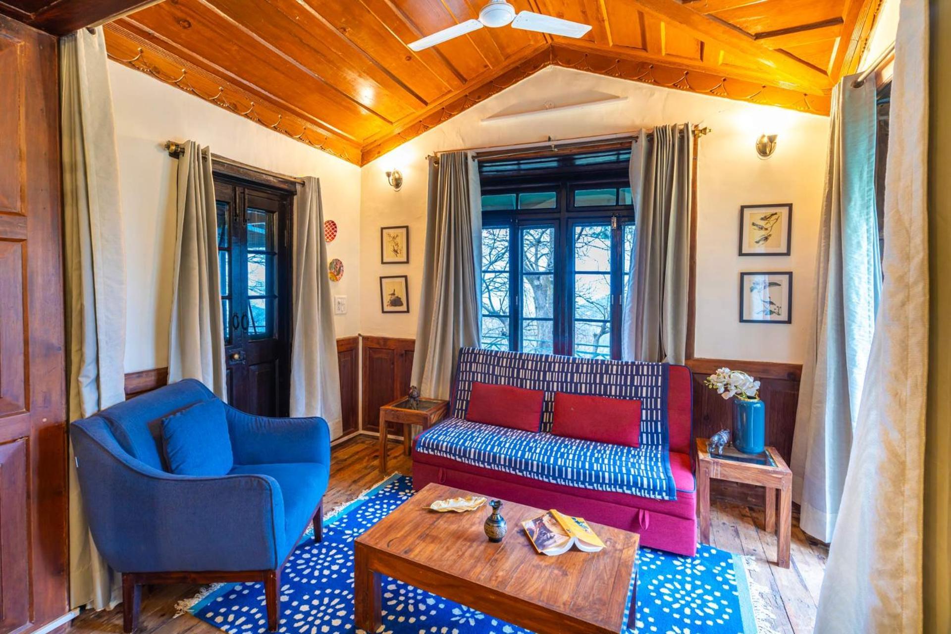 Stayvista At Padam Hill- Pet Friendly Villa With Garden カソーリ エクステリア 写真