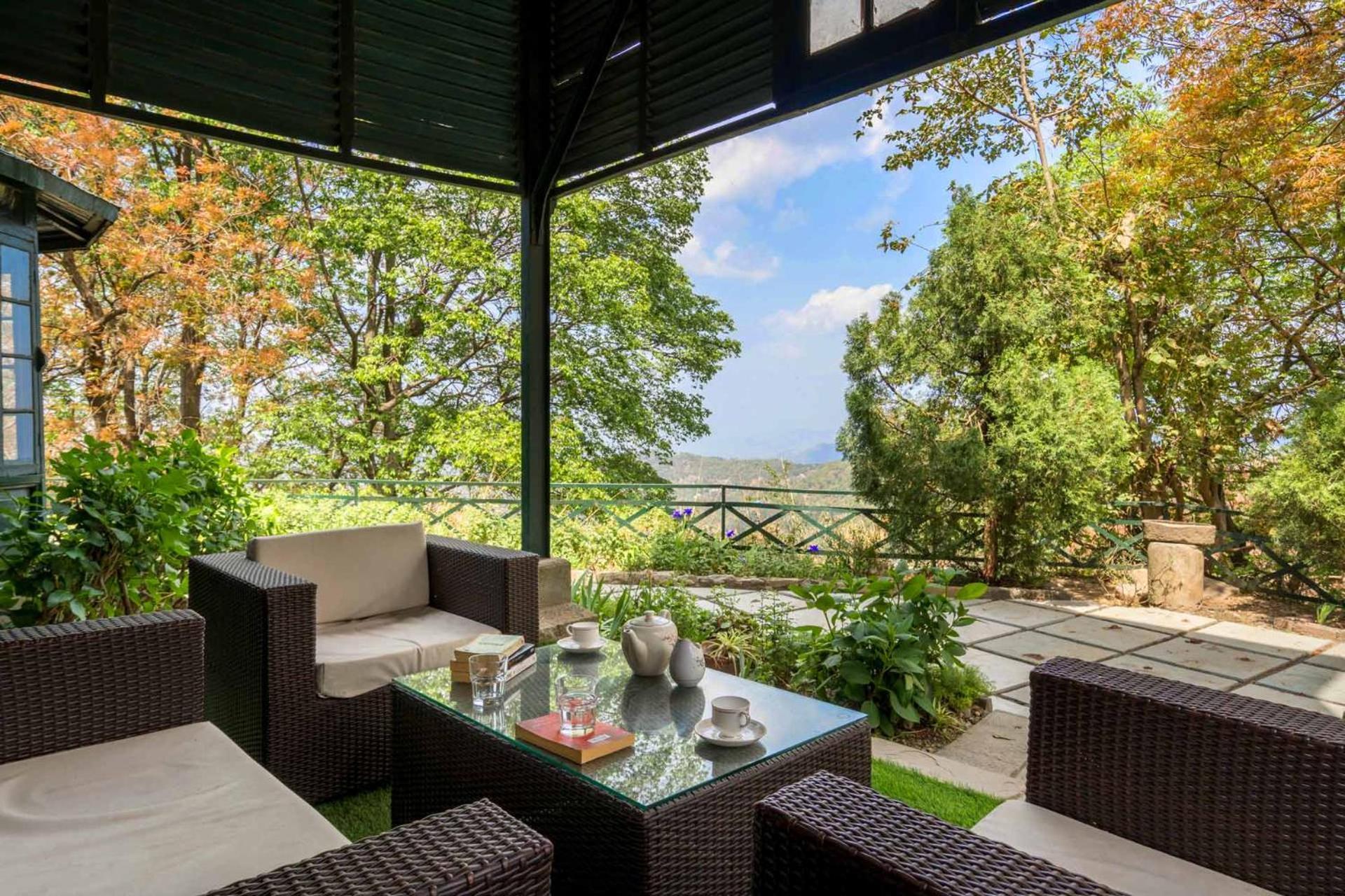Stayvista At Padam Hill- Pet Friendly Villa With Garden カソーリ エクステリア 写真