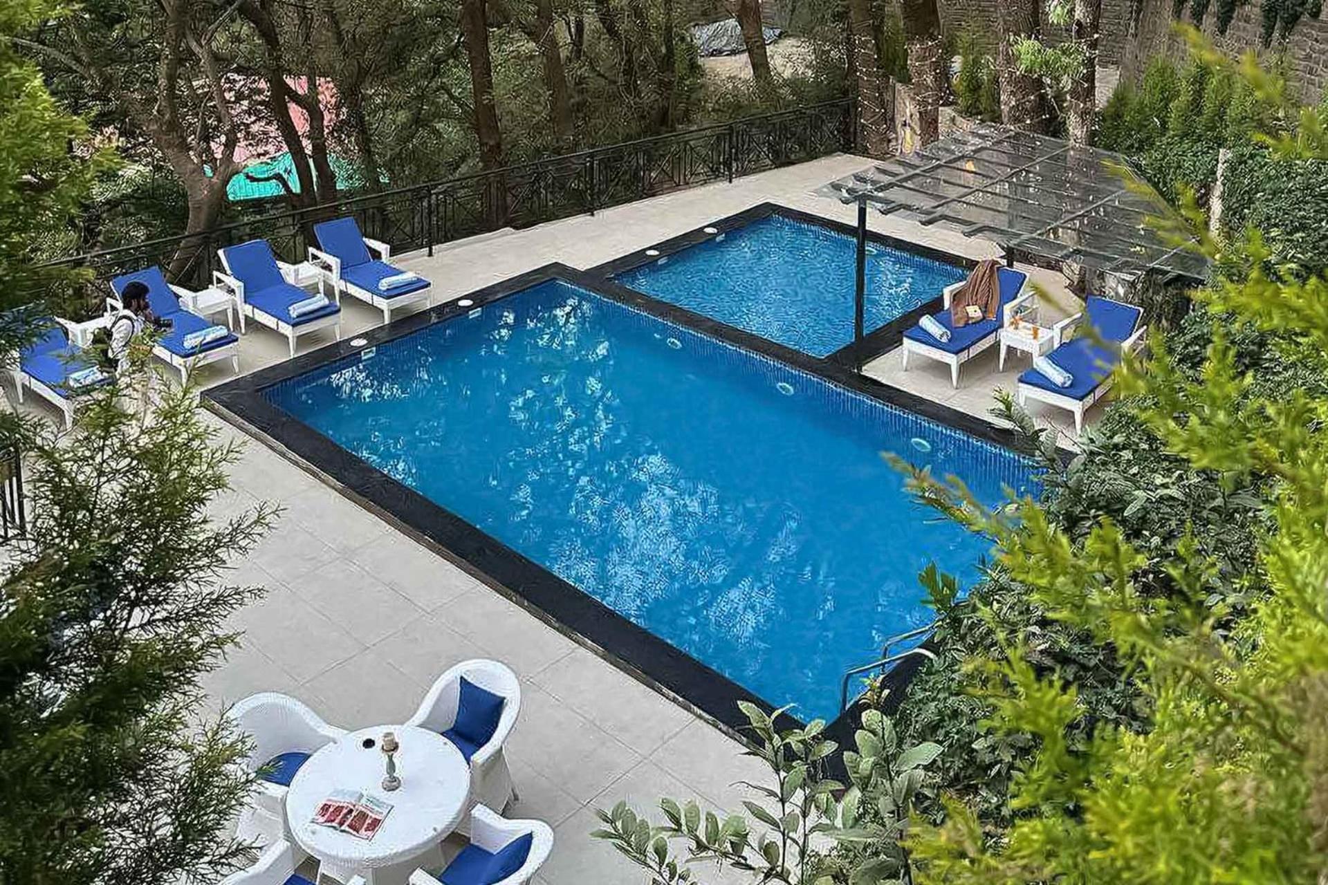 Stayvista At Padam Hill- Pet Friendly Villa With Garden カソーリ エクステリア 写真